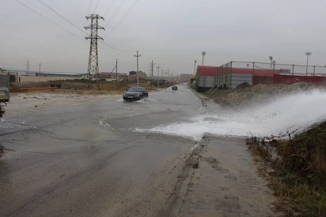 Masazırı su basıb - FOTO