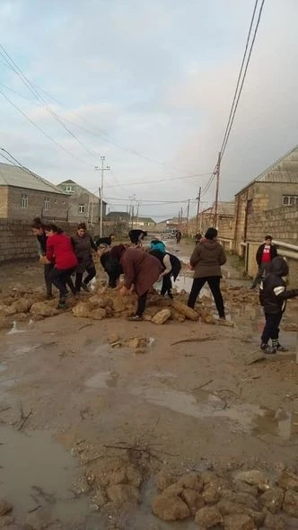 Bakı kəndində acınacaqlı mənzərə – FOTO