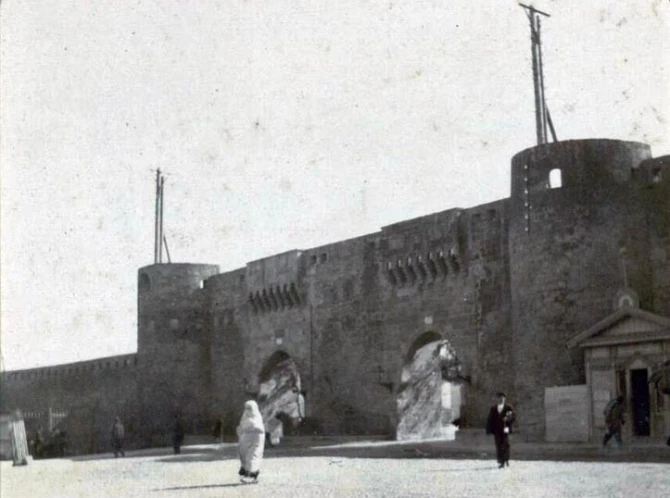 Баку и бакинцы 1900 года глазами французского путешественника - ФОТО