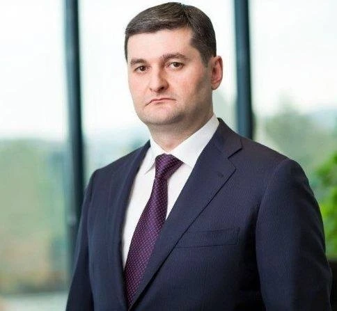 Səhiyyə naziri Oqtay Şirəliyevin oğlu işdən çıxdı - FOTO