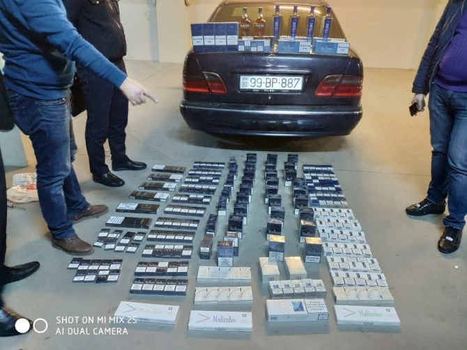 Уловка контрабандистов шокировала работников азербайджанской таможни - ФОТО Уловка контрабандистов шокировала работников азербайджанской таможни - ФОТО