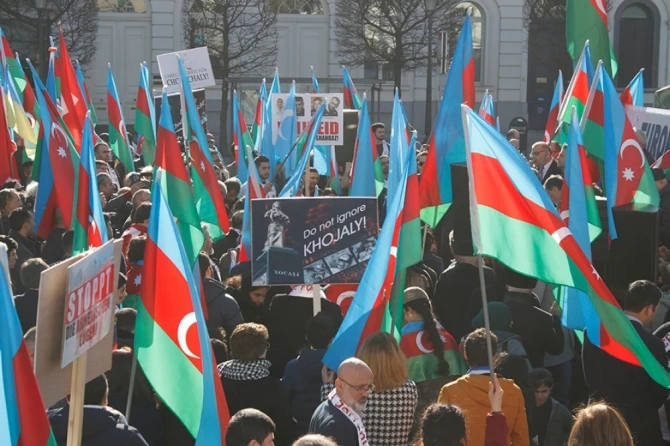 Азербайджанцы провели в Брюсселе многолюдный митинг - ФОТО+ВИДЕО