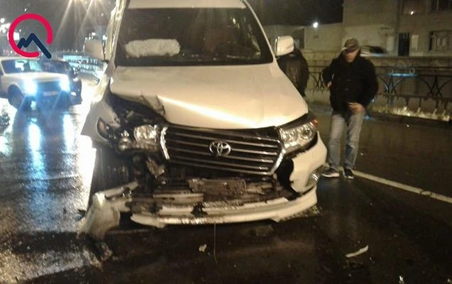 Faytonçu Nazim 4 avtomobili birdən əzdi - FOTO