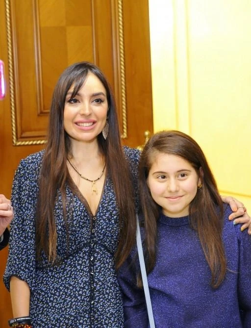 Leyla Əliyeva “Balaca şahzadə”nin premyerasında (FOTO) Leyla Əliyeva “Balaca şahzadə”nin premyerasında (FOTO)