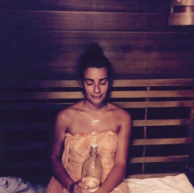 Məşhurların sauna sevgisi - FOTOLAR