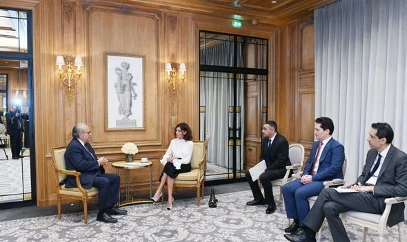 Мехрибан Алиева во Франции - ФОТО Мехрибан Алиева во Франции - ФОТО