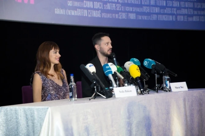 Мурат Боз и Седа Бакан в CinemaPlus - ФОТО+ВИДЕО