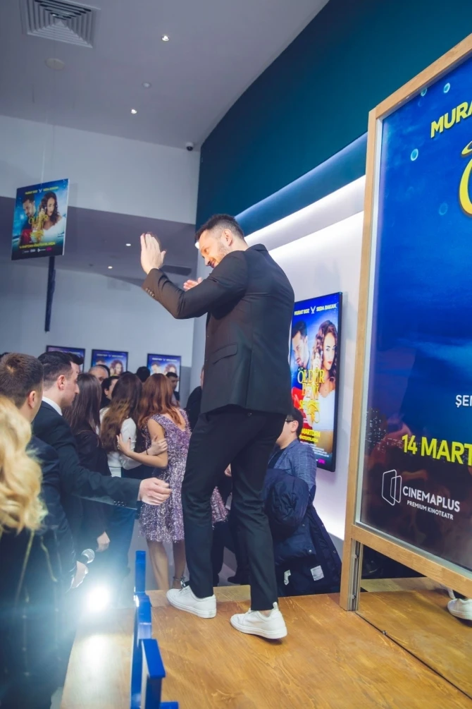 Мурат Боз и Седа Бакан в CinemaPlus - ФОТО+ВИДЕО