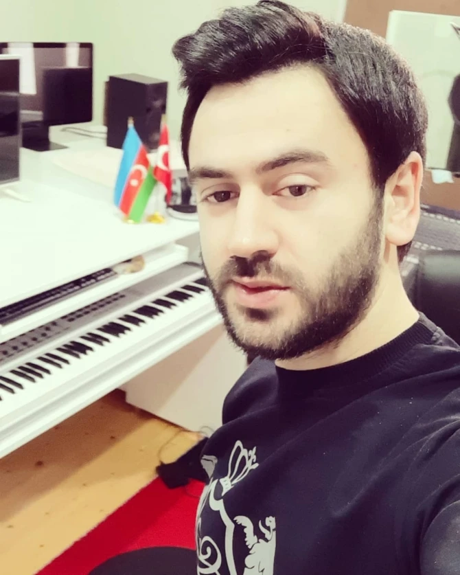 Moskvada döyüldüyü deyilən Üzeyirdən AÇIQLAMA - FOTO