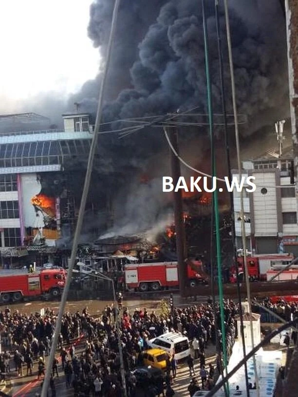Пожар в торговом центре в Баку усилился - ФОТО+ВИДЕО - ОБНОВЛЕНО