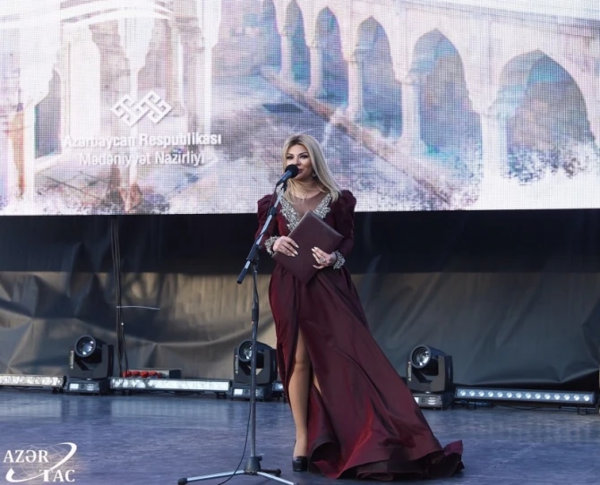 10 milyonuncu sakinə görə bulvarda konsert və atəşfəşanlıq oldu - FOTO