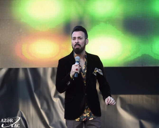 10 milyonuncu sakinə görə bulvarda konsert və atəşfəşanlıq oldu - FOTO
