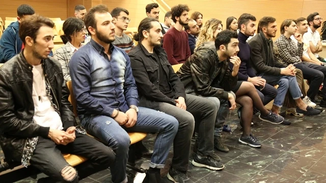 İtaliyada təhsil alan azərbaycanlı tələbələrlə görüş keçirildi - FOTO