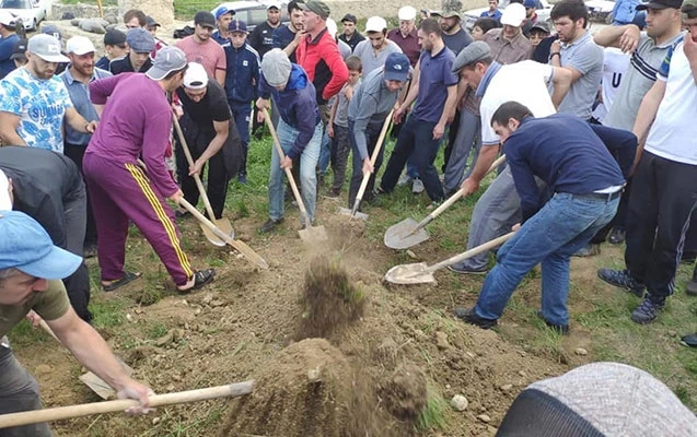 Hacı Muradın başsız bədəninin qalıqlarının oğurlanmasını deputat təşkil edib - FOTO