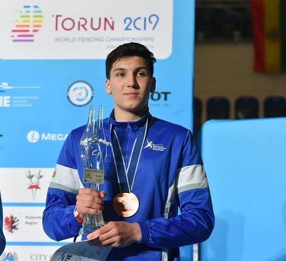 Азербайджанские фехтовальщики готовятся к чемпионату Европы - ФОТО