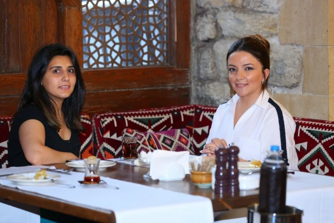 “Atam çiynində un kisəsi daşıyırdı” - İcra başçısının müavini ilə “İşdən sonra”