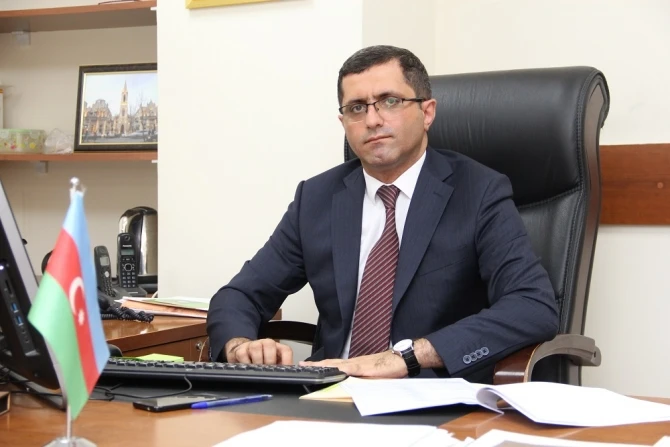 “İmtahandan keçən din xadimləri məscidlərdə işləyə bilər” Cahandar Əlifzadə ilə MÜSAHİBƏ