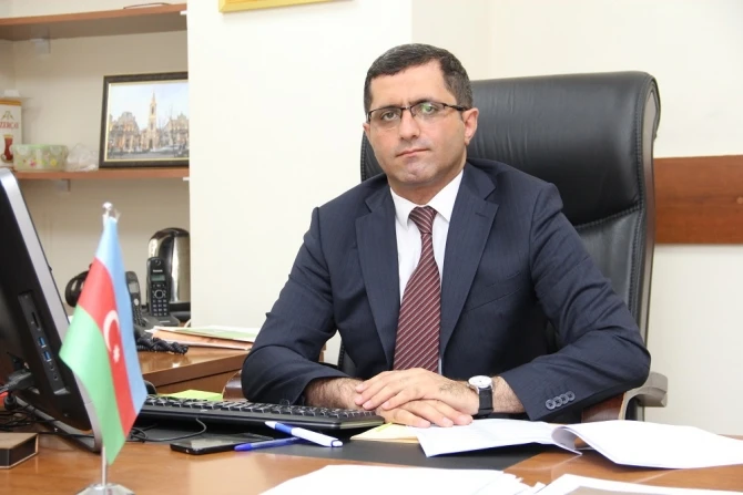 “İmtahandan keçən din xadimləri məscidlərdə işləyə bilər” Cahandar Əlifzadə ilə MÜSAHİBƏ