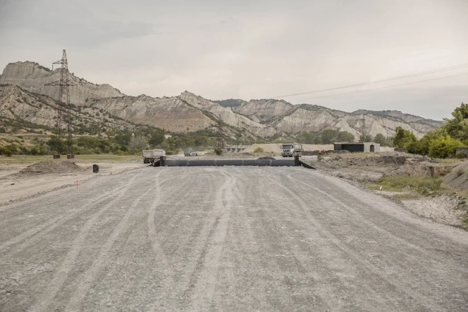 ŞAD XƏBƏR - Qəbələ və Qusara dəmir yolu xətləri çəkilir - FOTO