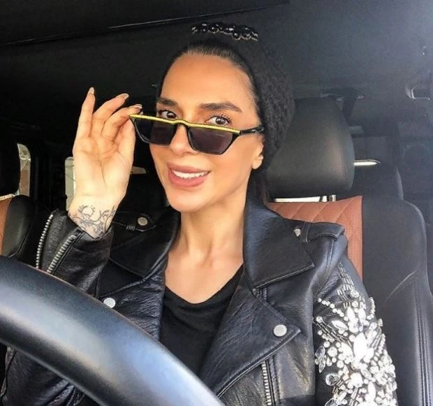 Azərbaycanlı milyarderin qardaşı qızı Sabinanın ticarət mərkəzində başına iş gəldi