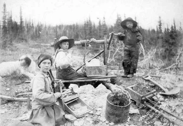 Грету Тунберг обнаружили на ФОТО 120-летней давности