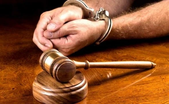 Абдуллаев заподозрил жену в измене и убил на глазах у людей