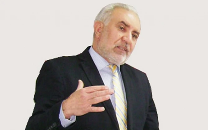 Mağazalarda “Siqaret çəkən kolbasa”lar satılır - FOTO