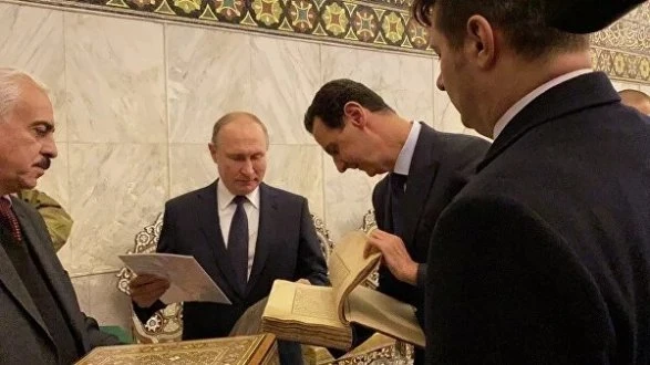 Путин подарил старейшей мечети Дамаска бесценный подарок - ФОТО