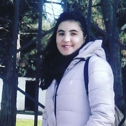 Пропавшая в Баку 15-летняя девочка найдена - ФОТО