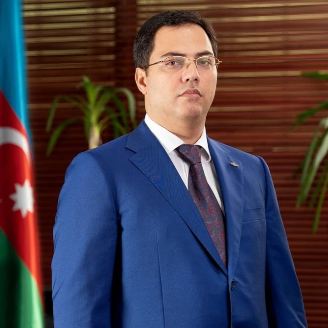 Oksford və Kembric məzunu Kənan Cəlilov deputatlığa namizədliyini Ucar rayonundan irəli sürüb – FOTO