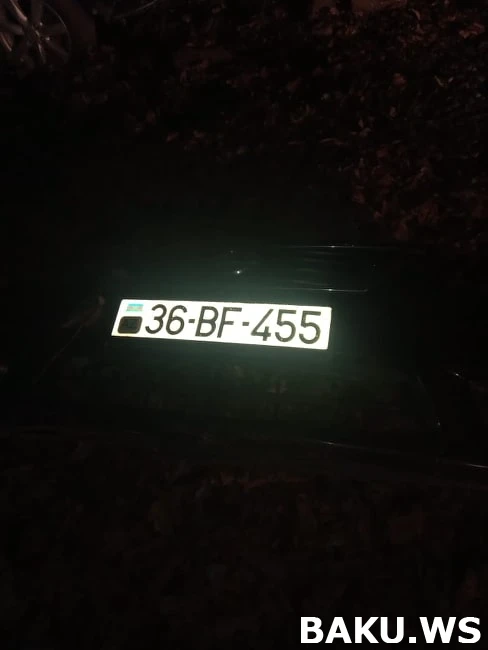 Avtomobil ağaca çırpıldı -1 ölü, 2 yaralı - FOTO