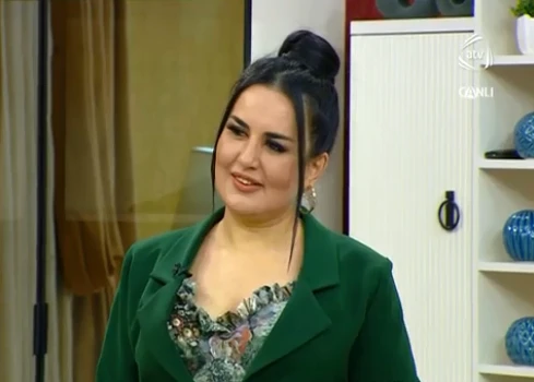 Özünə bəysiz toy edən azərbaycanlı müğənni hamilədir - FOTO