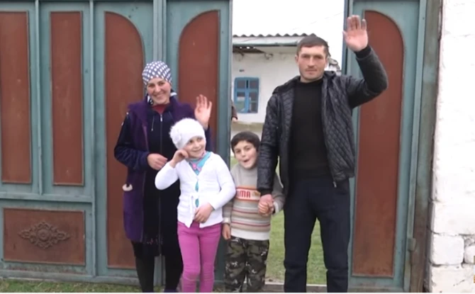 Qırmancla döyülən Əfsanənin Səxavətlə barışandan sonra başına nələr gəldi? - VİDEO