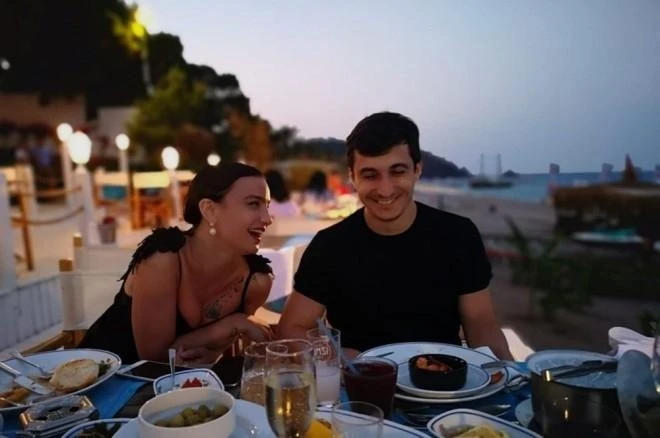 Müğənni Aygün Rəhimova ana oldu - FOTO