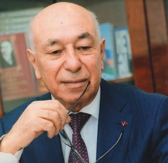 Zaur Baxşəliyev ona ev bağışlayan iş adamının kimliyini açıqladı - VİDEO