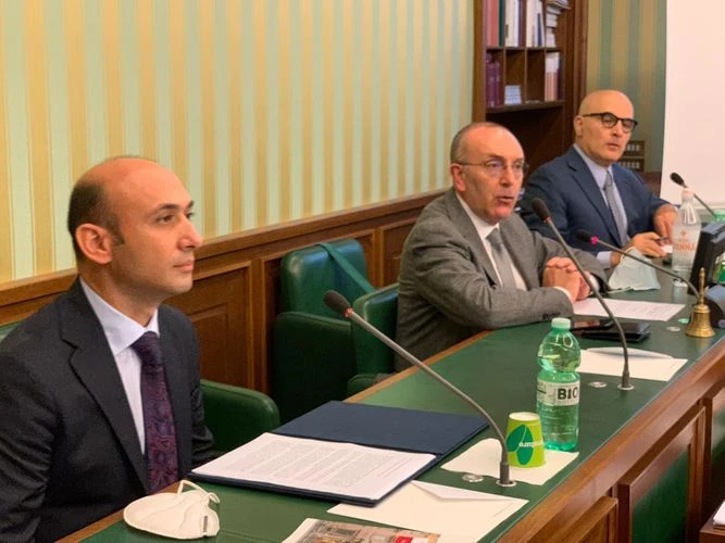 İtaliya Senatında Ermənistanın son təxribatlarına dair dinləmələr keçirilib - FOTO