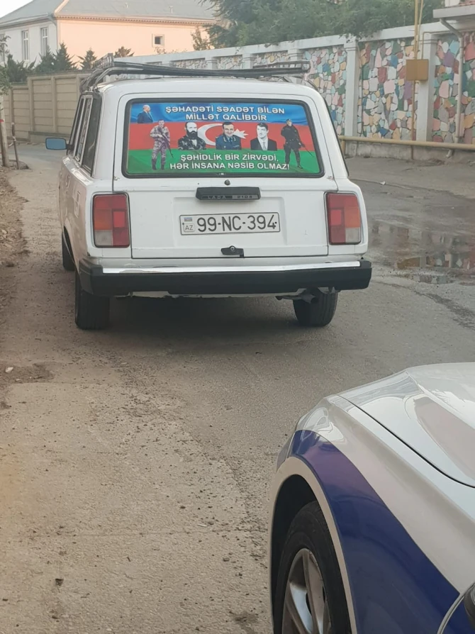 Şəhidlərin şəkillərinin avtomobillərdən çıxarılmasının SƏBƏBİ AÇIQLANDI