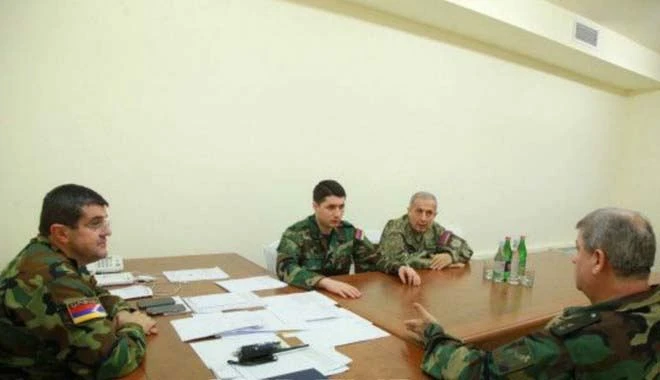 Ermənistanda daxili savaş başlayır