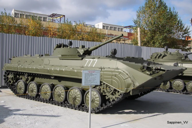 Ermənilərdən qənimət götürülən tank və hərbi maşınlar - FOTO/VİDEO