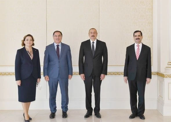 Президент Ильхам Алиев принял омбудсмена Турции - ФОТО