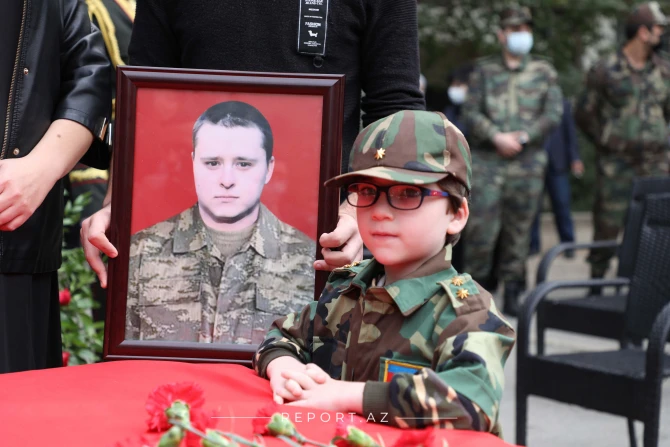 В Азербайджане прощаются с шехидом Дмитрием Солнцевым - ФОТО
