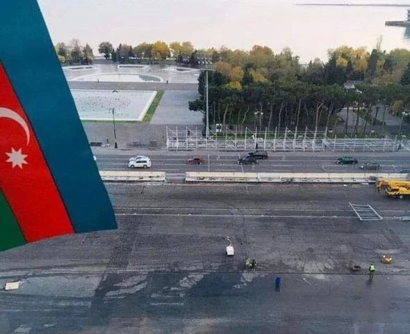 Площадь Азадлыг готовится к Параду победы - ФОТО