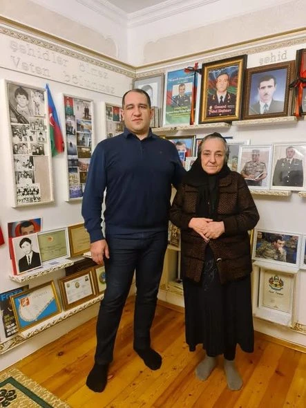 İlham Zəkiyev Polad Həşimovun anasını ziyarət etdi - FOTO