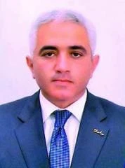 Yeni nazir rəisi işdən çıxardı - FOTO