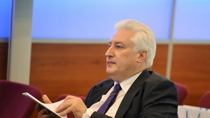Rusiyalı tanınmış ekspert Moskvadakı üçtərəfli görüşü şərh etdi