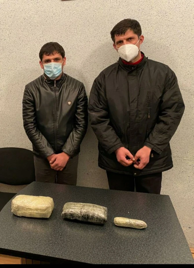 Azərbaycanda narkotacir qardaşlar saxlanıldı - FOTO