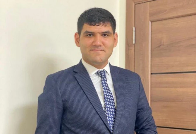 Bakıda politoloq rüşvətdə ittiham edilir - FOTO