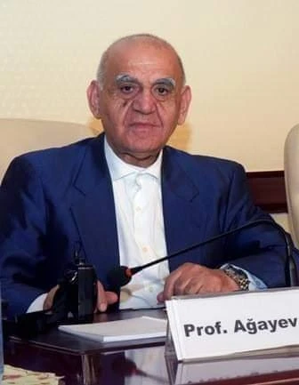 Azərbaycanın tanınmış həkimi vəfat edib - FOTO