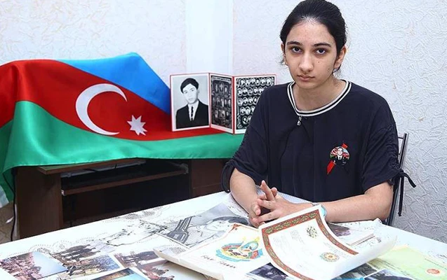 Polad Həşimovun qızı da məzun oldu - FOTO