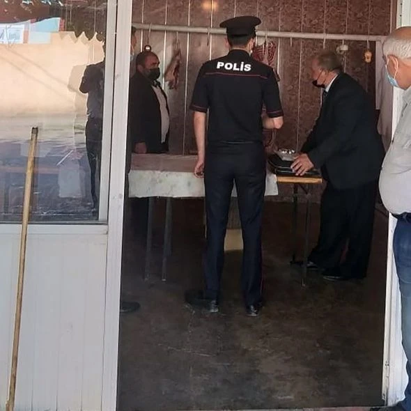 В Баку ряд пунктов забоя животных продолжает работать с нарушениями, несмотря на штрафы - ФОТО